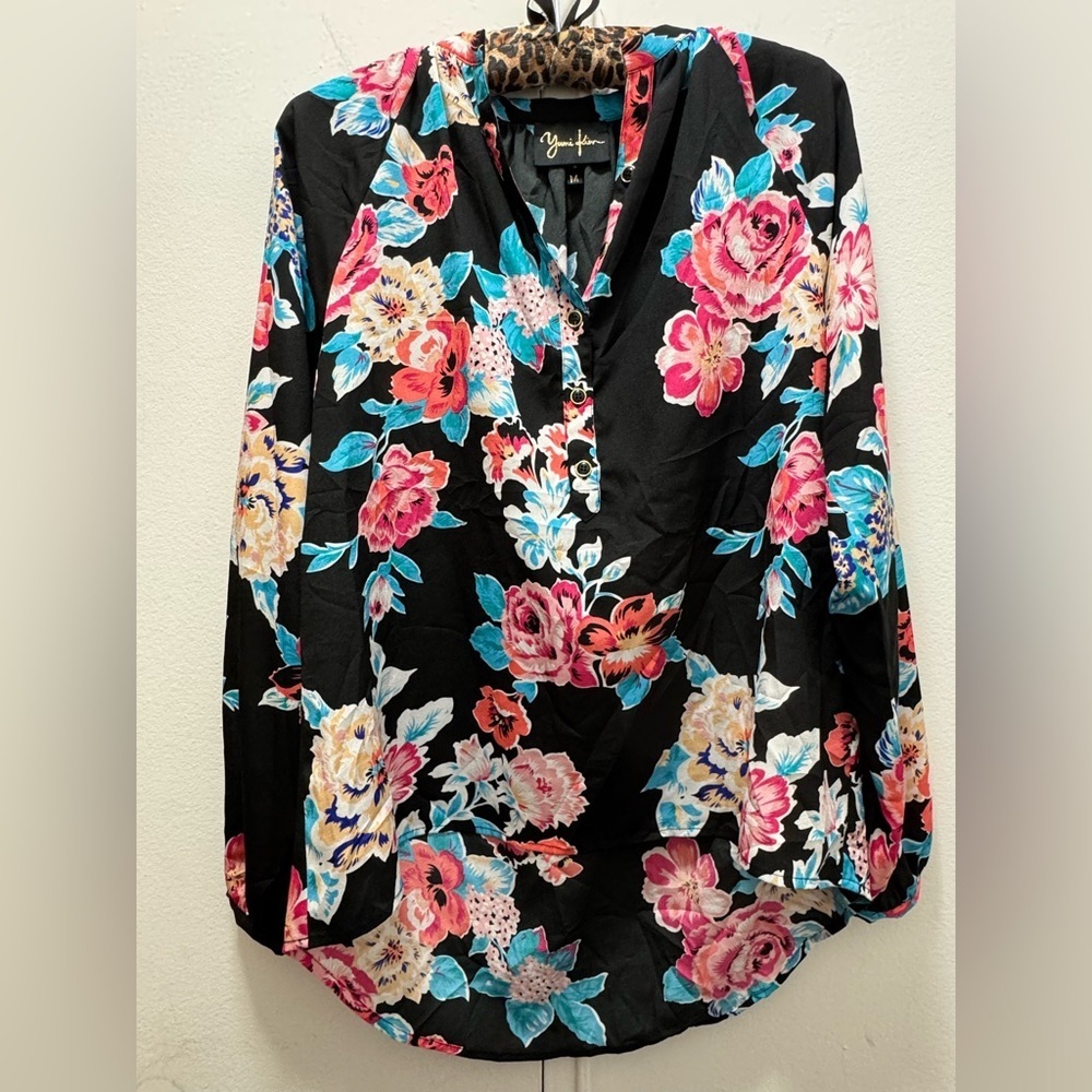 Anthropologie Revolve Yumi Kim Black Floral Blouse Medium